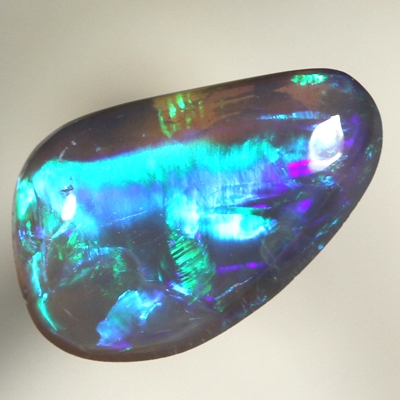 SOLID SEMI BLACK OPAL Bright turquoise rolling flash